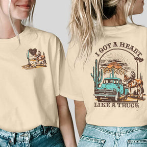 J'ai un cœur comme un camion Western Sunset Cowgirl T-shirt