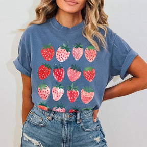 Cute Summer Strawberry Aesthetic T-shirt