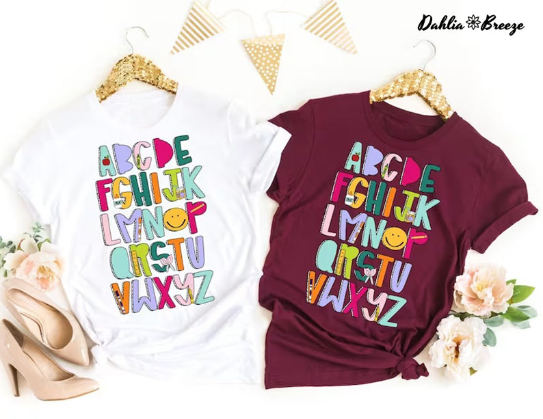 T-shirt alphabet coloré