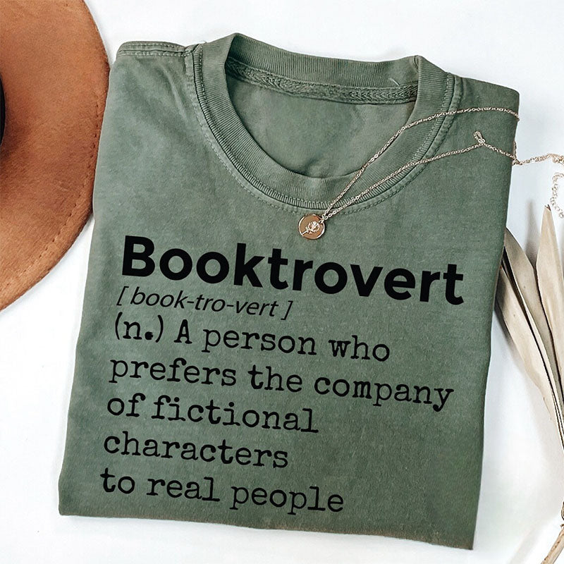 Booktrovert Definition Funny Book Lover T-shirt