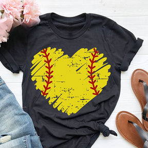 T-shirt coeur de baseball en détresse