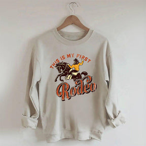 C’est mon premier sweat-shirt à col rond tendance Rodeo