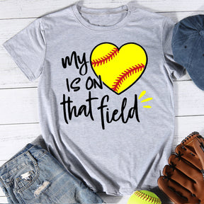 Mon cœur est sur ce T-shirt de softball de terrain