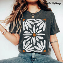 Boho Daisy Botanical Vintage Crewneck T-shirt