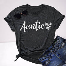 T-shirt mignon de coeur d'amour de tante