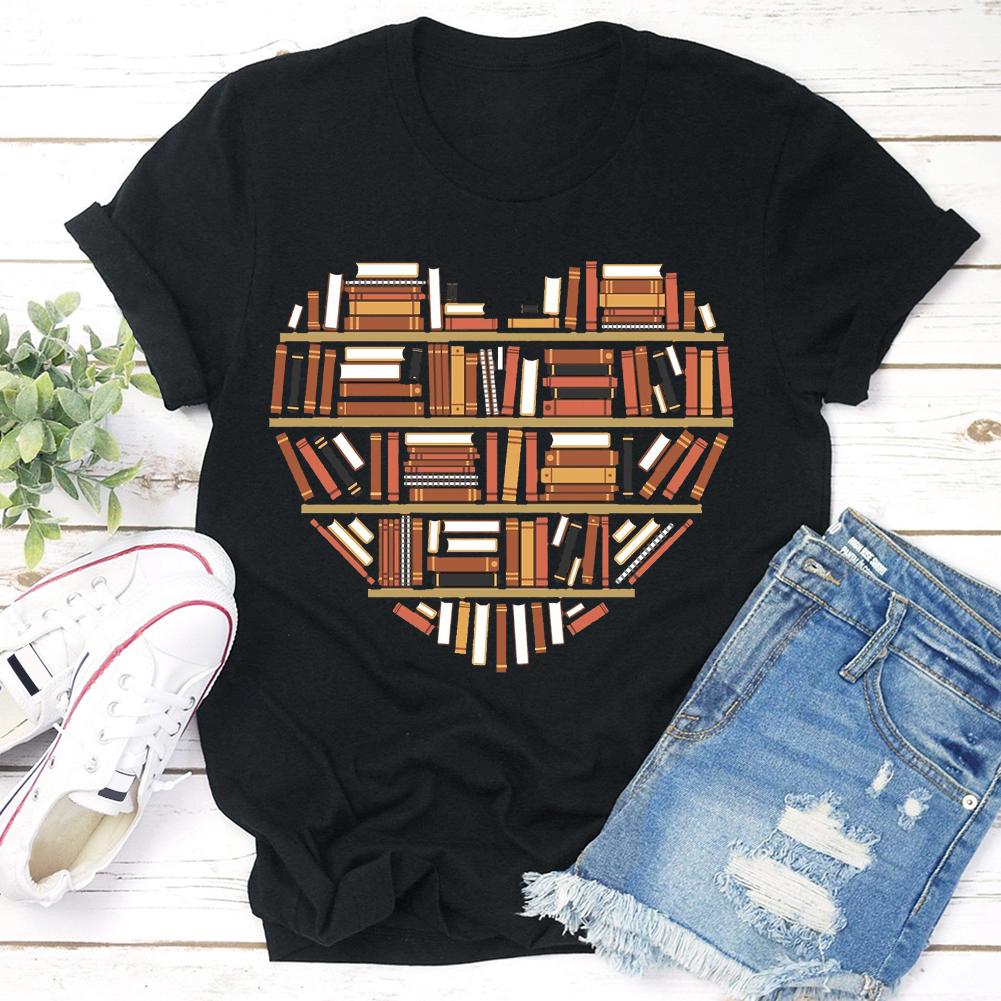 Book Heart Trendy T-shirt