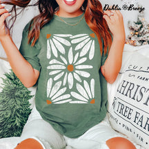 Boho Daisy Botanique Vintage Crewneck T-shirt