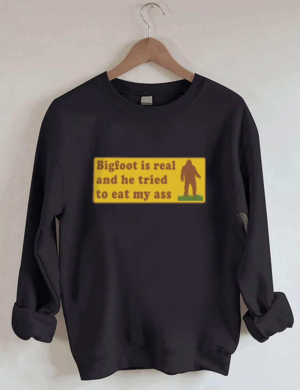 Bigfoot Is Real Sweatshirt mit Buchstaben-Print