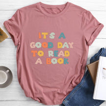 T-shirt à col rond C'est une bonne journée pour lire un livre