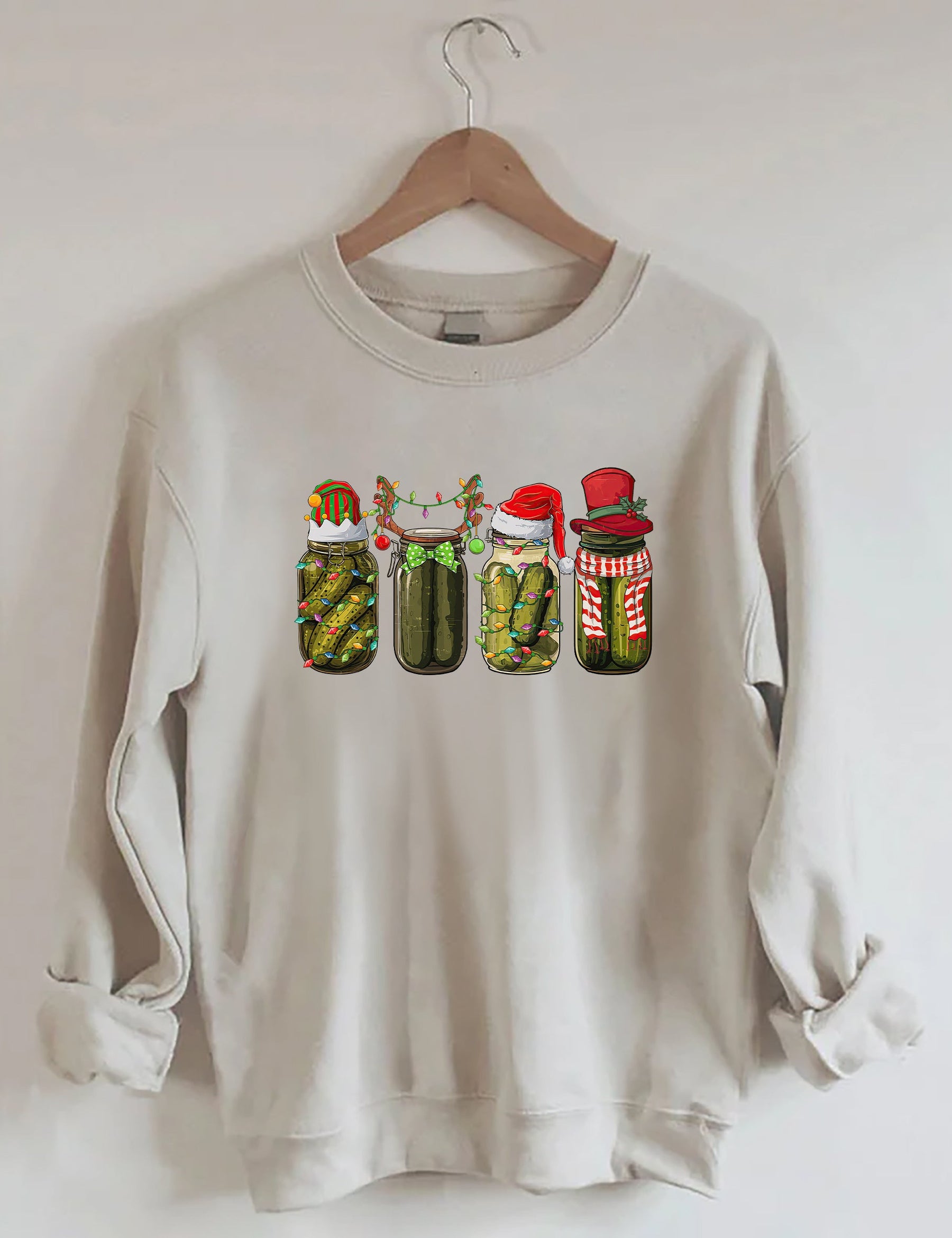 In meinem Pickle-Ära-Sweatshirt 