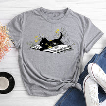 Books And Cats Make My Life Sweet T-shirt