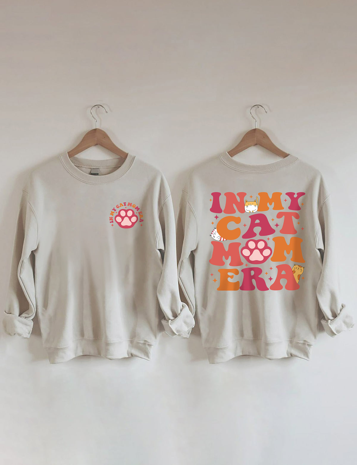 In meinem Katzen-Mama-Ära-Sweatshirt