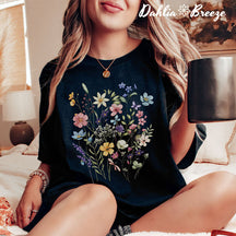 Aesthetic Wildflower Botanical Floral T-shirt