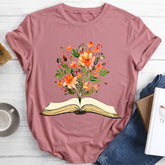 T-shirt Il y a des fleurs qui fleurissent dans le livre