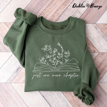 Sweat-shirt Bookish Crewneck Just One More Chapter