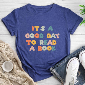 T-shirt à col rond C'est une bonne journée pour lire un livre