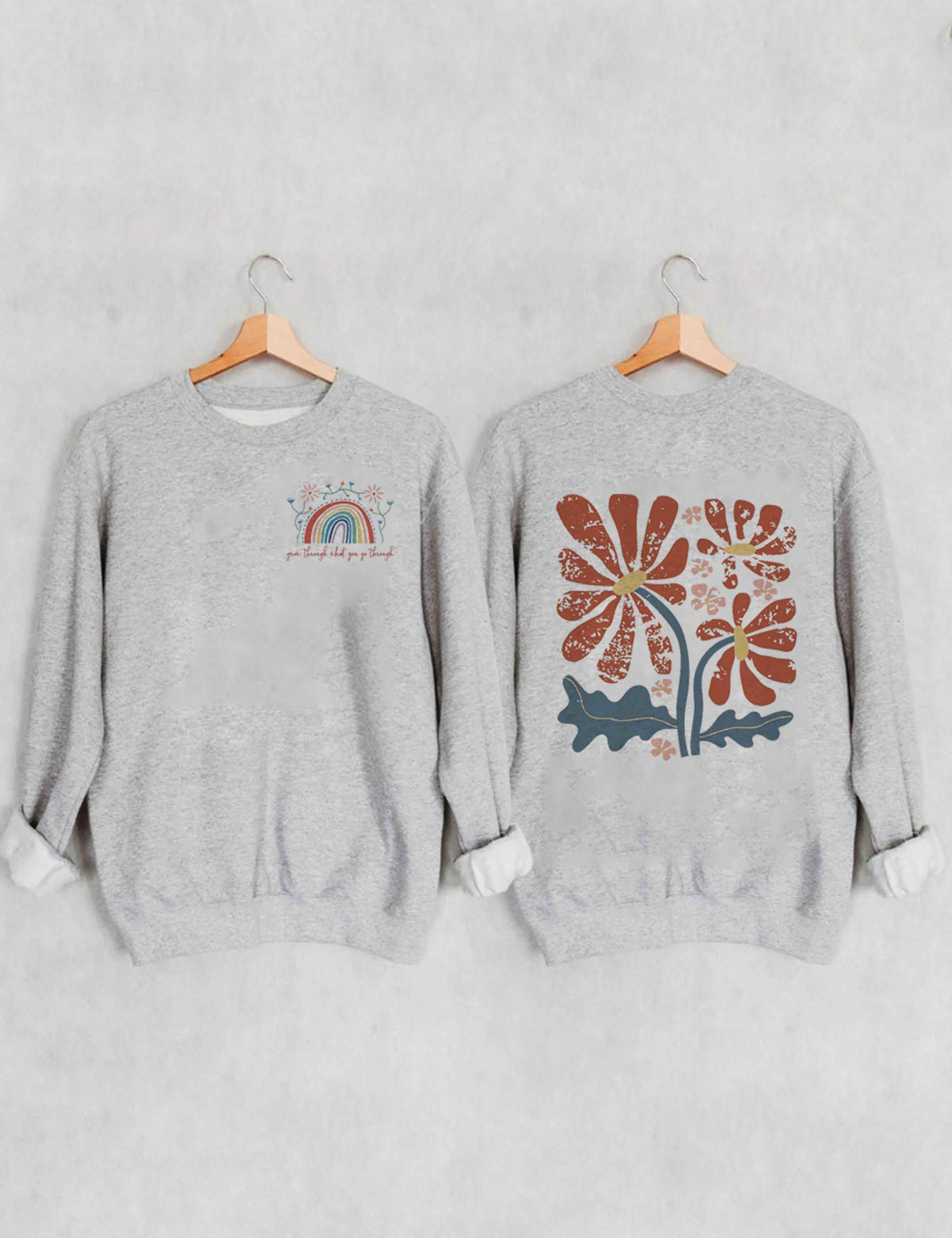 Grandissez à travers ce que vous traversez Boho Flowers Sweatshirt